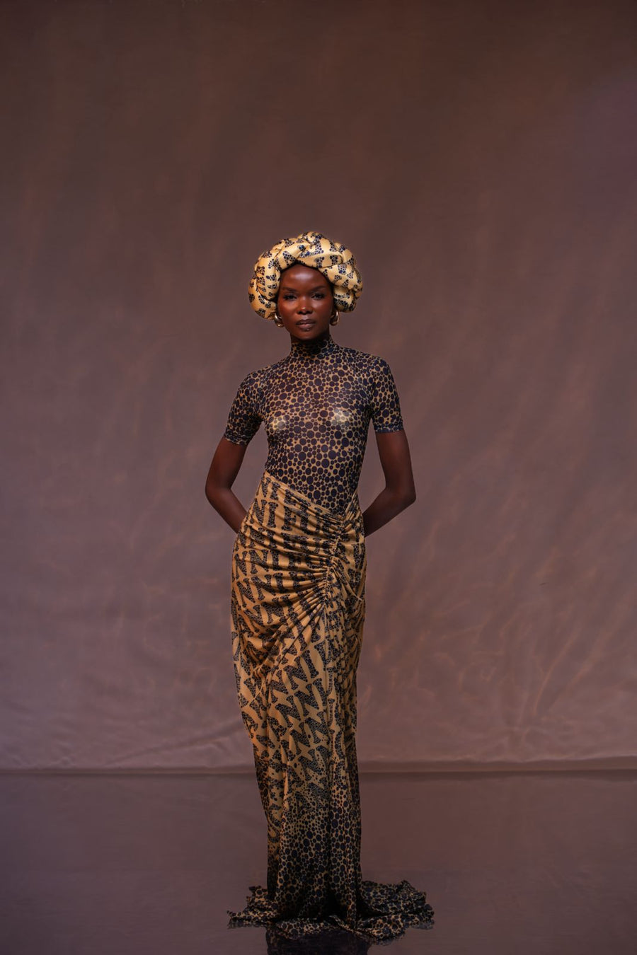 LILY DRESS SHORT SLEEVE CIRCLES